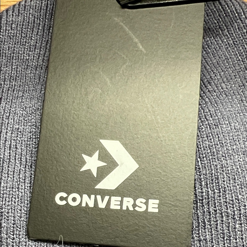 Converse Classic  Knit Beanie - Picture 4 of 4